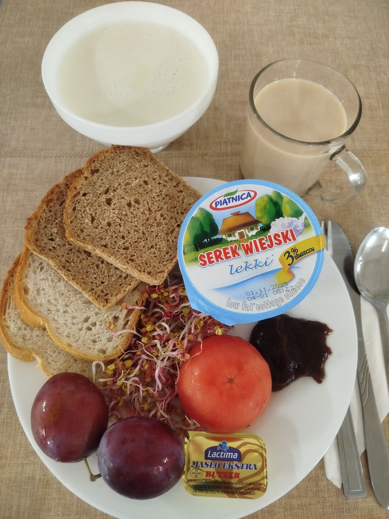 2025-10-24-śniadanie_dieta_podstawowa