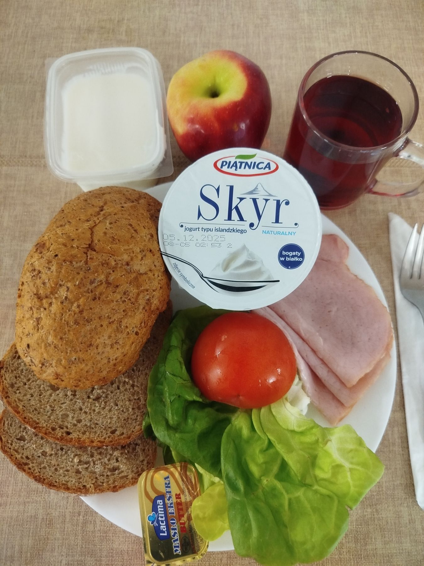 2025-11-17-śniadanie_dieta_cukrzycowa