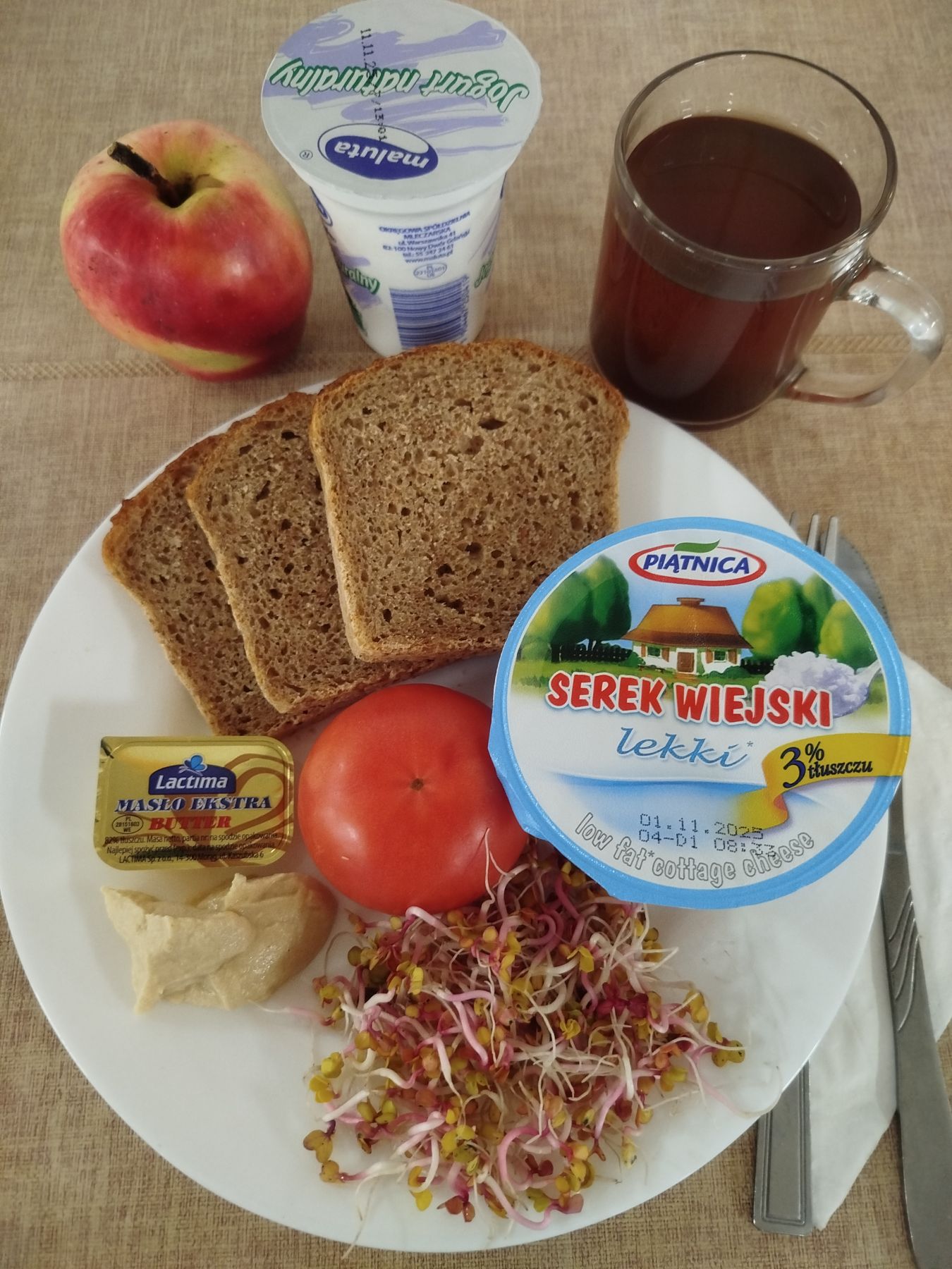 2025-10-24-śniadanie_dieta_cukrzycowa