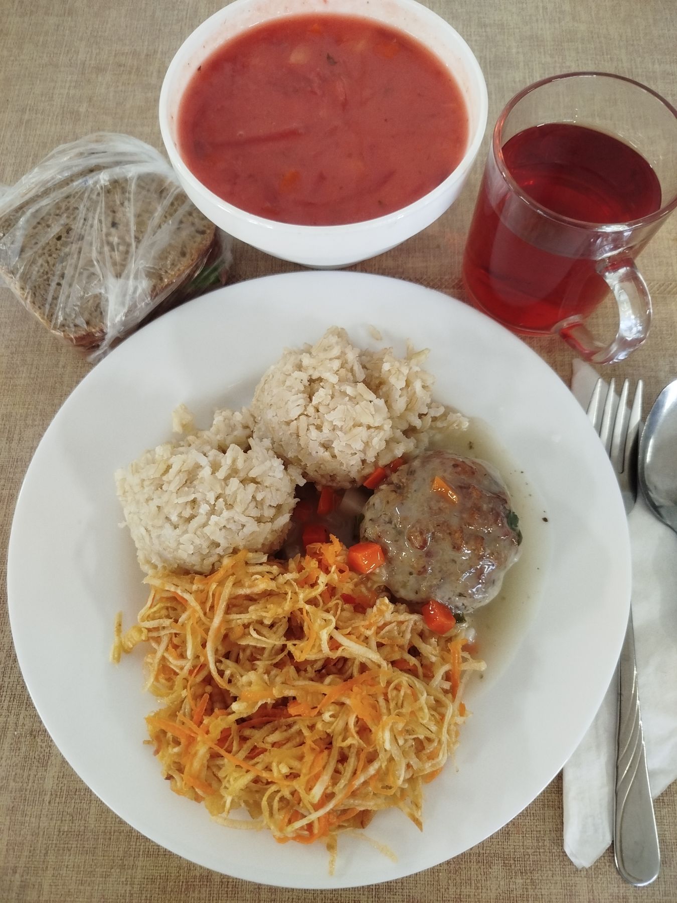 2025-11-17-obiad_dieta_cukrzycowa