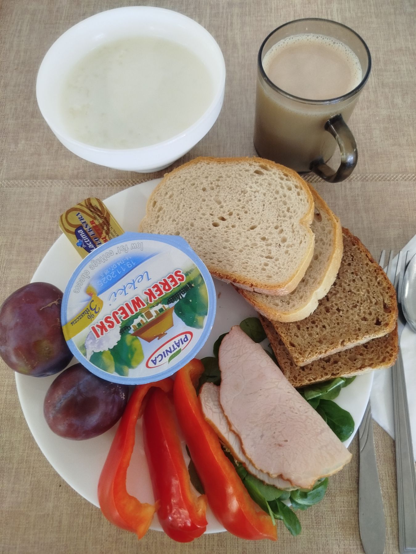 2025-11-05-śniadanie_dieta_podstawowa