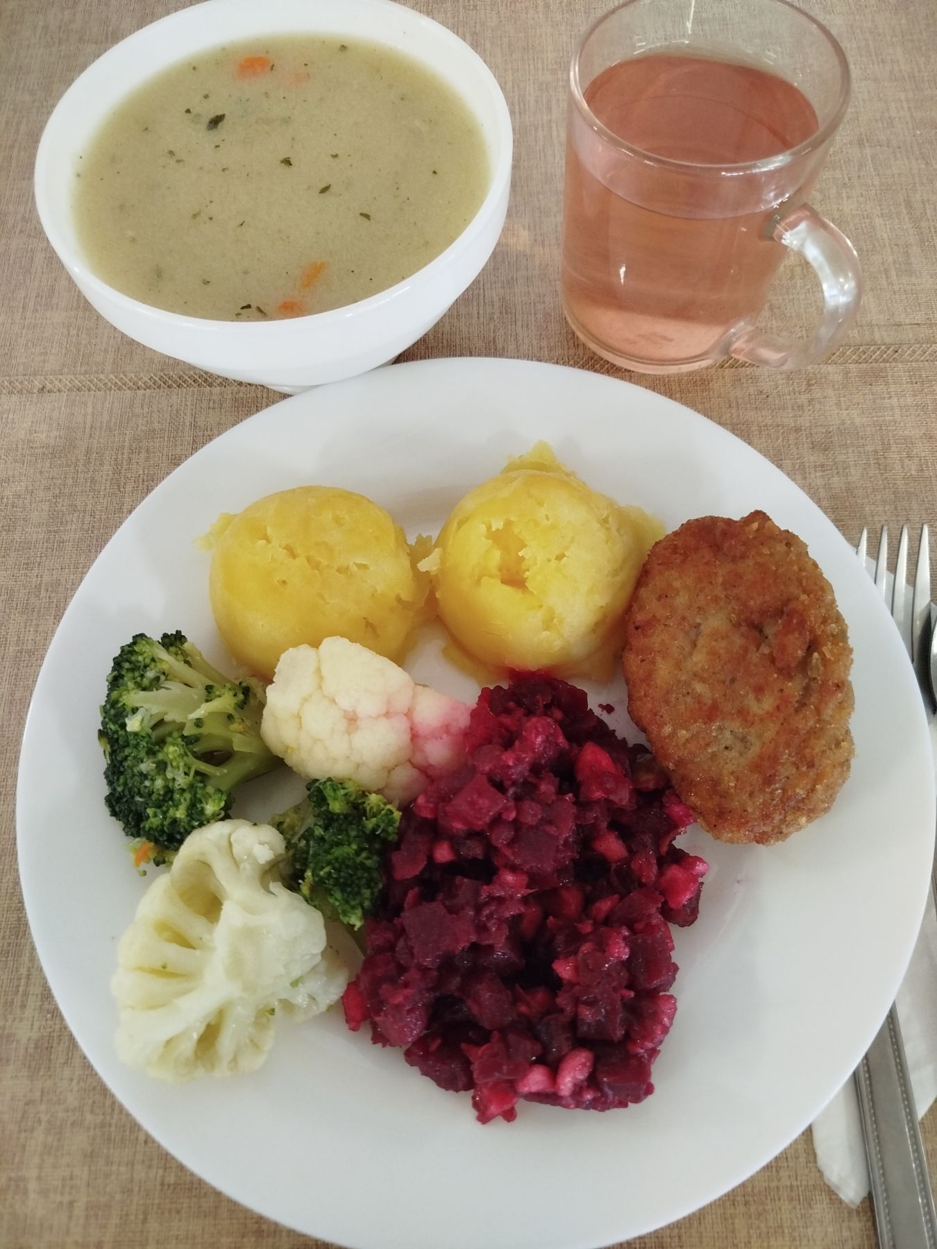 2025-12-10-obiad_dieta_podstawowa