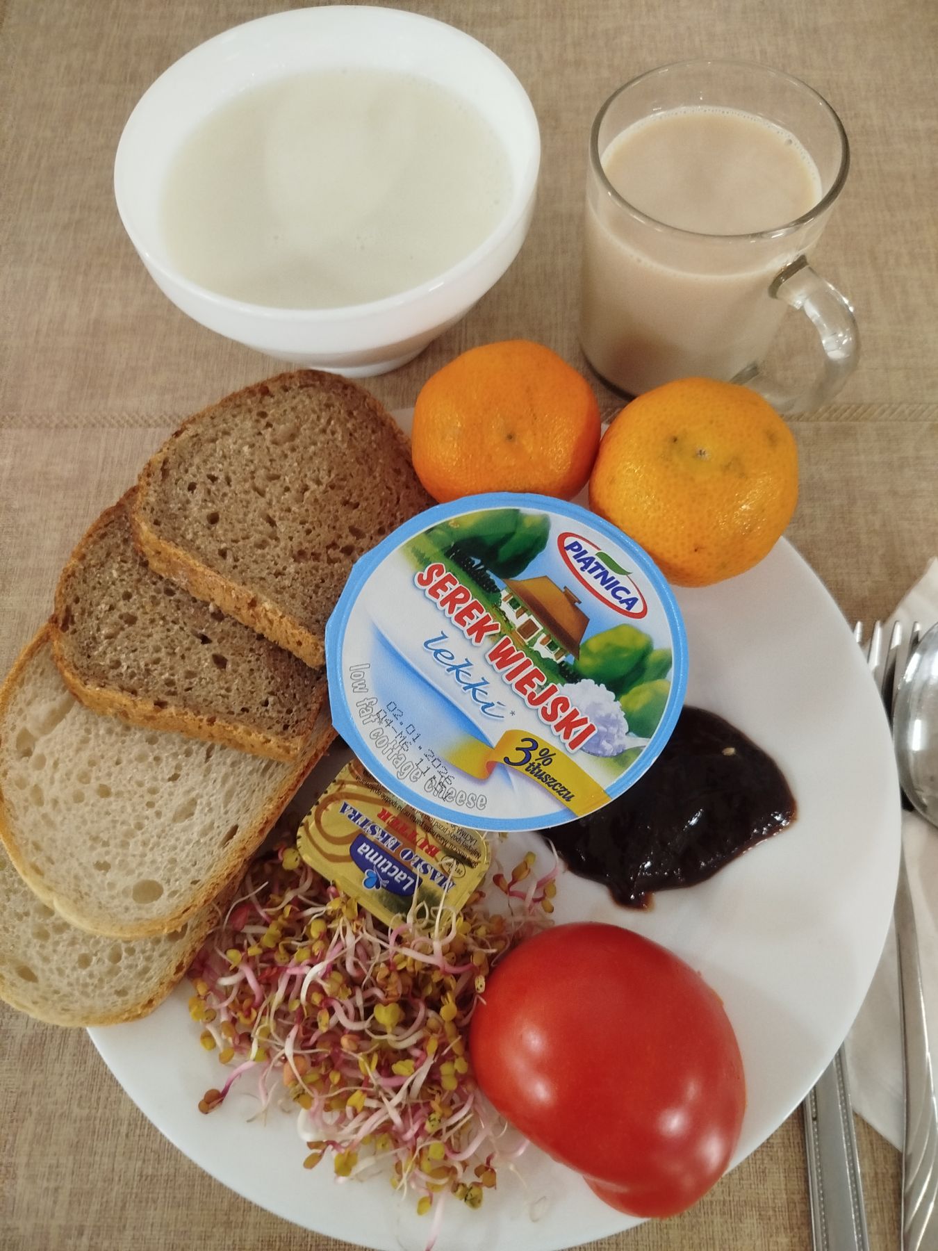 2025-12-19-śniadanie_dieta_podstawowa