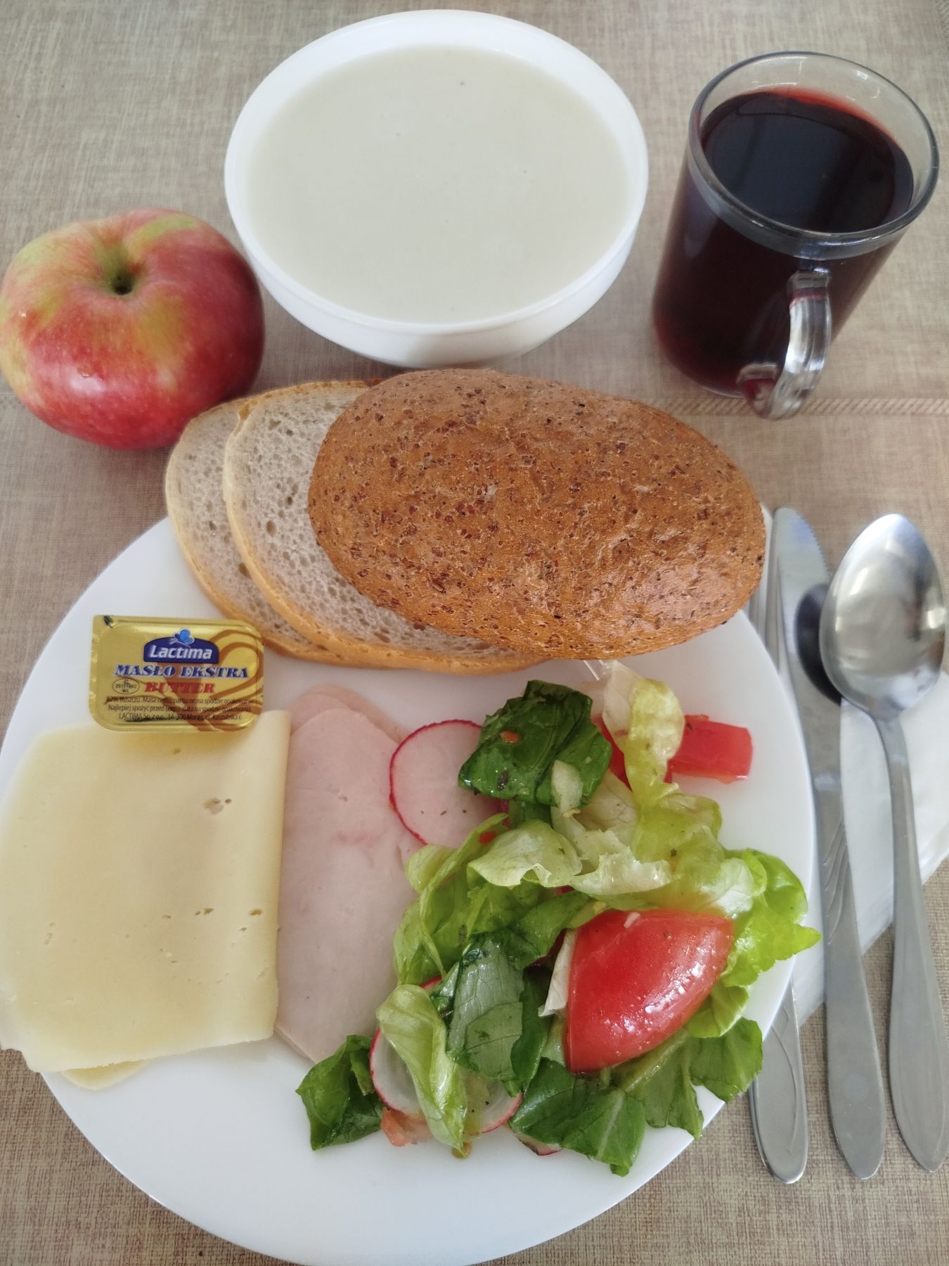 2025-08-07-śniadanie_dieta_podstawowa