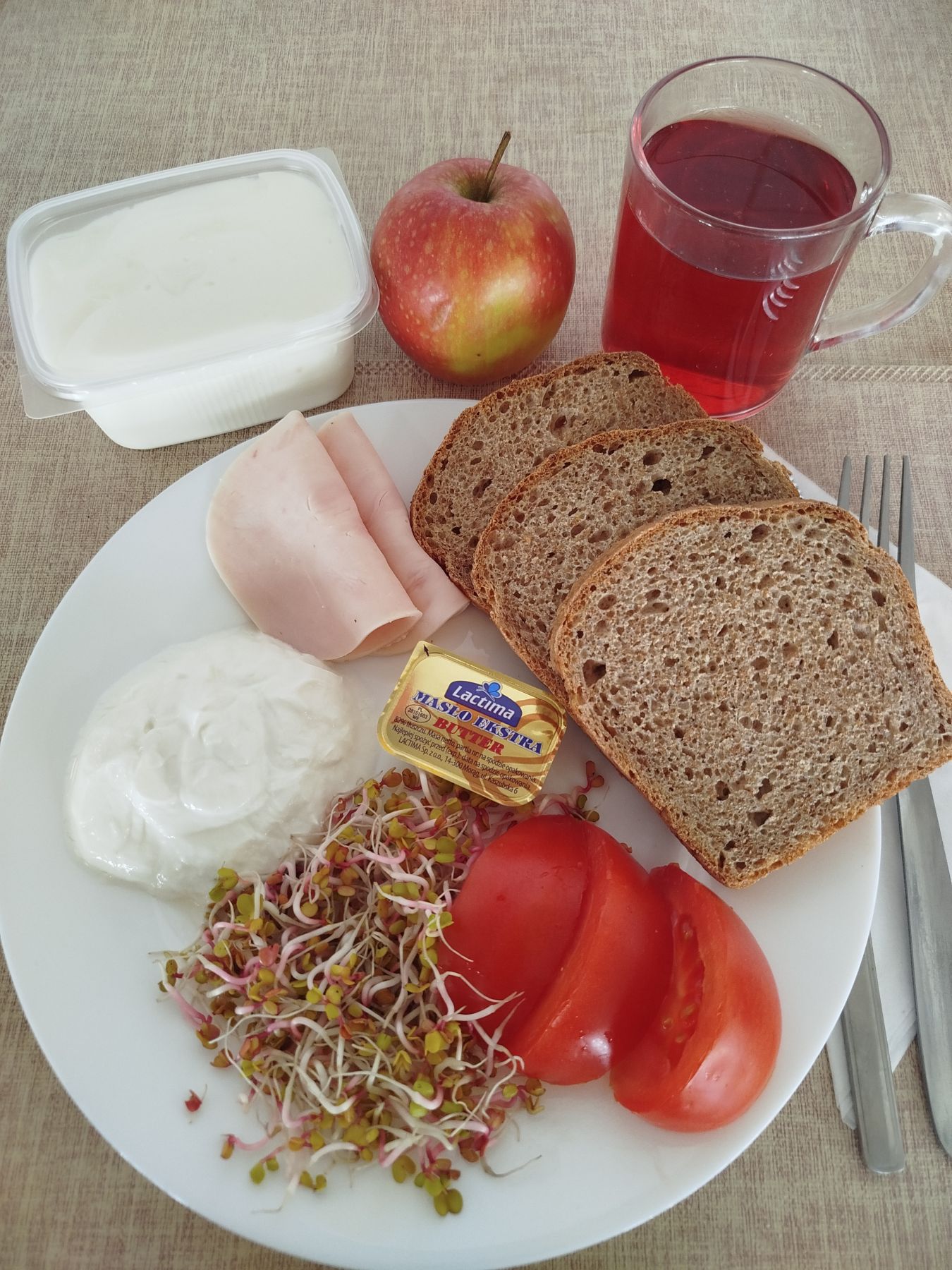 2025-06-04-śniadanie_dieta_cukrzycowa