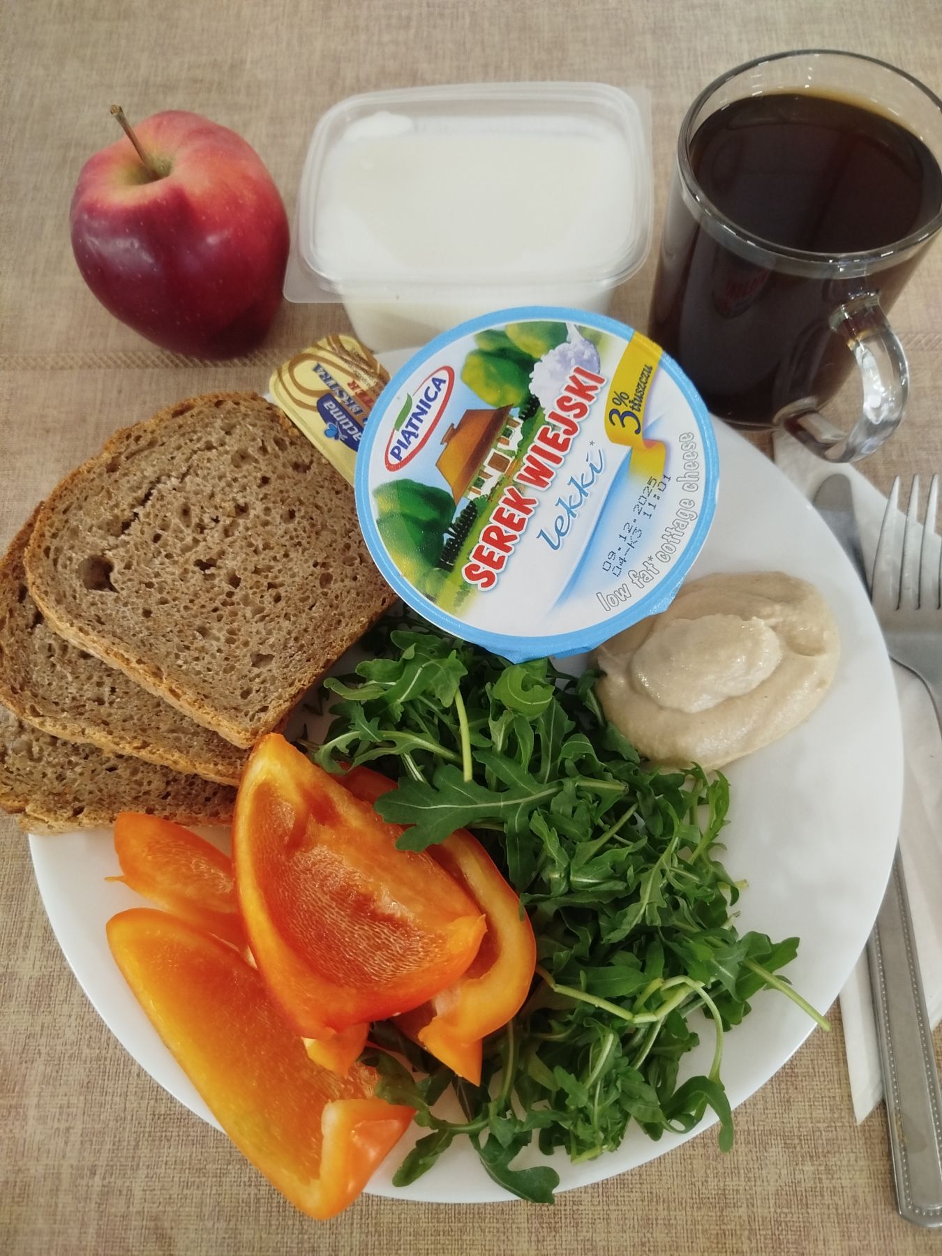 2025-11-28-śniadanie_dieta_cukrzycowa