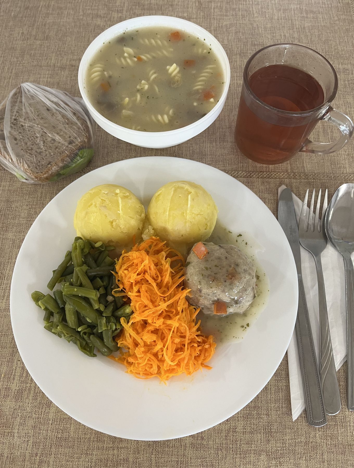 2025-11-26-obiad_dieta_cukrzycowa