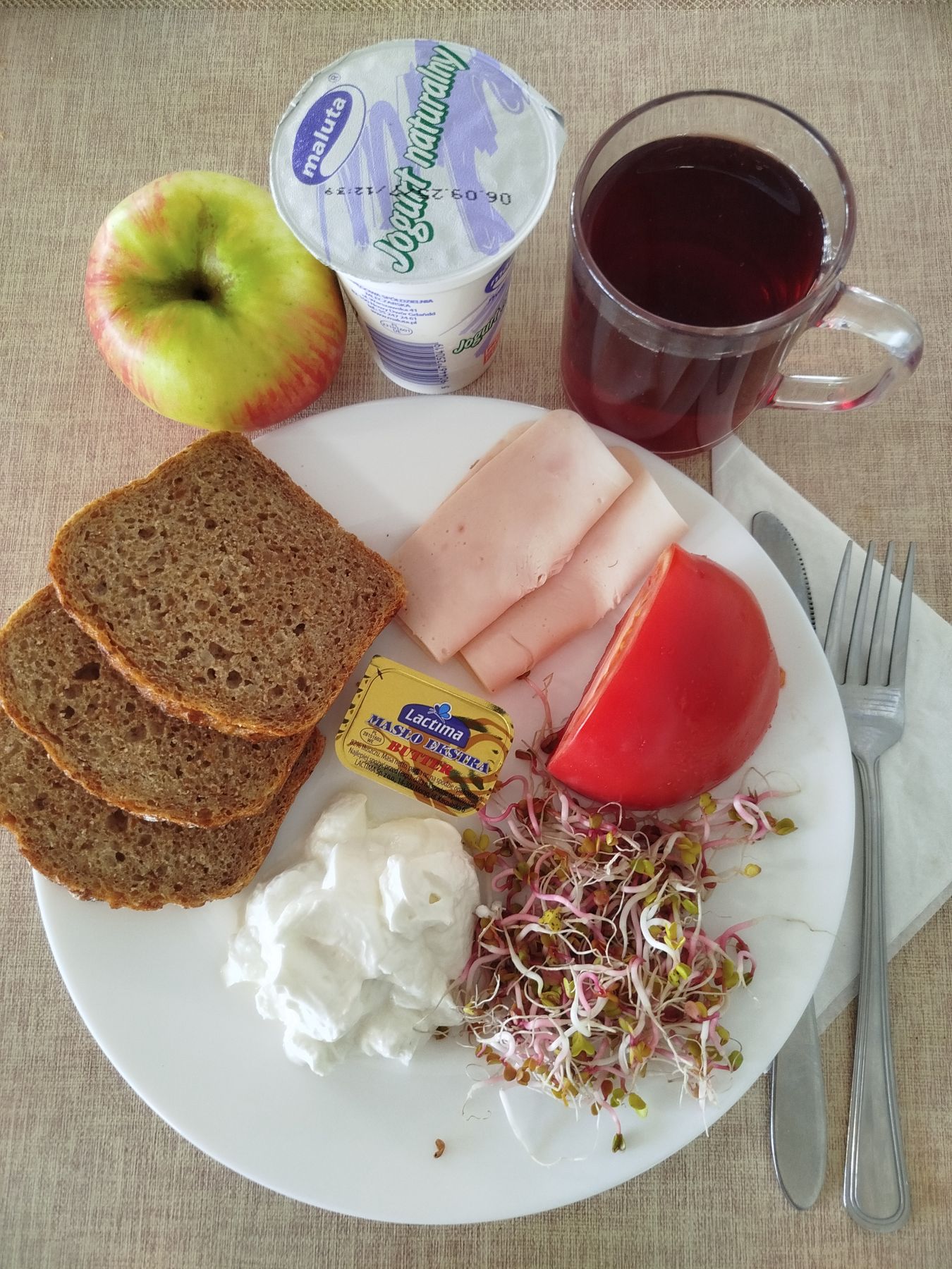 2025-08-27-śniadanie_dieta_cukrzycowa