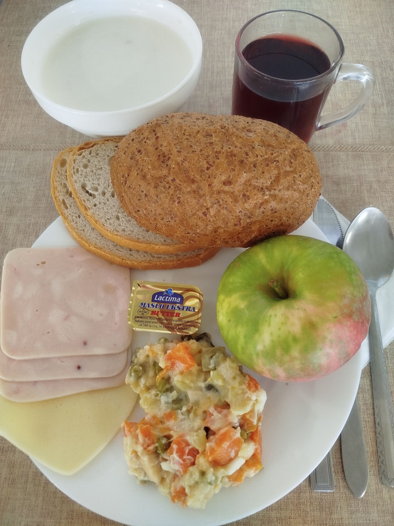 2025-10-02-śniadanie_dieta_podstawowa