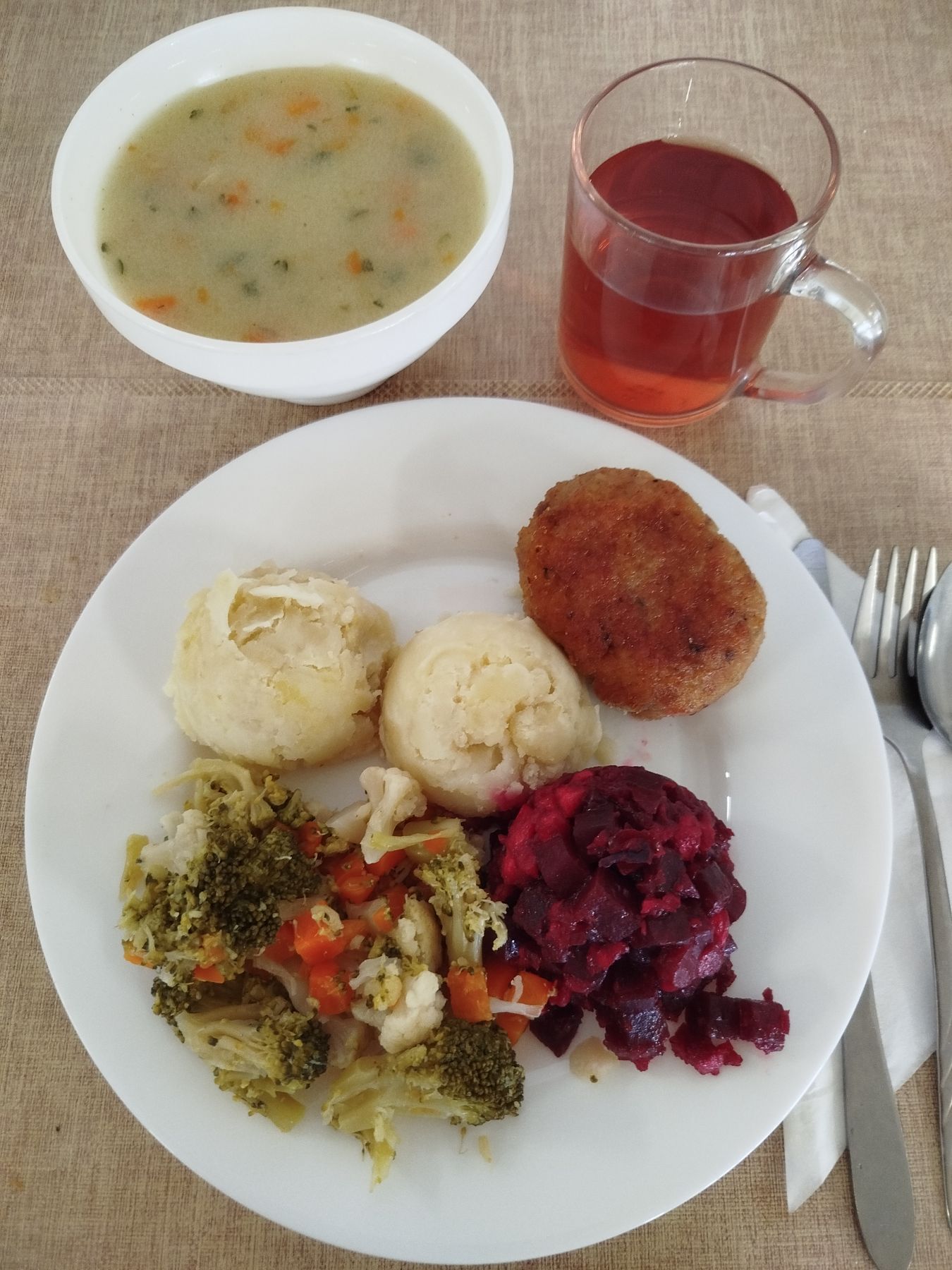 2025-11-12-obiad_dieta_podstawowa