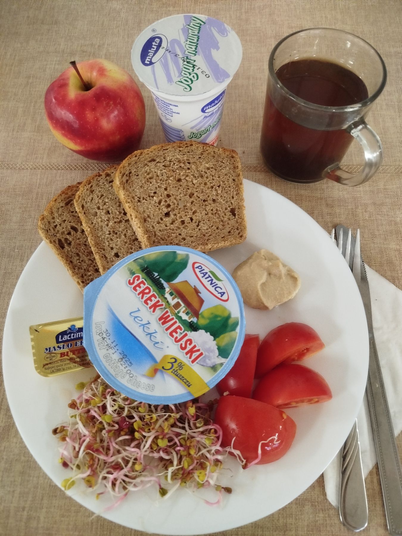 2025-11-21-śniadanie_dieta_cukrzycowa