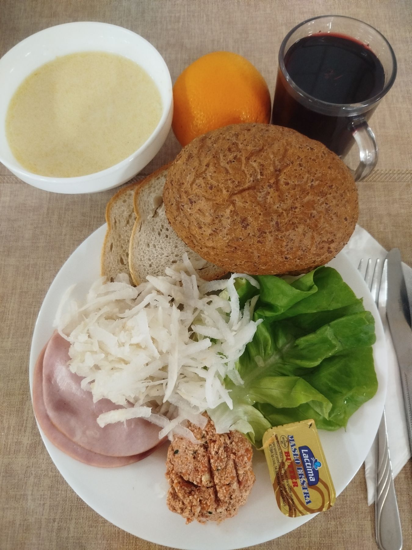 2025-12-04-śniadanie_dieta_podstawowa