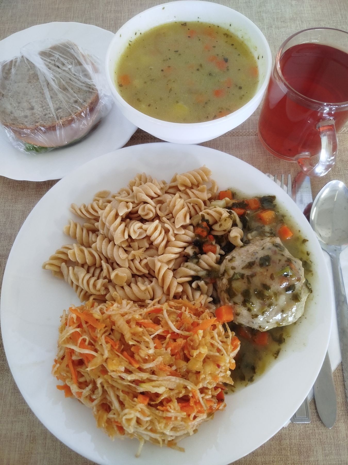 2025-10-27-obiad_dieta_cukrzycowa