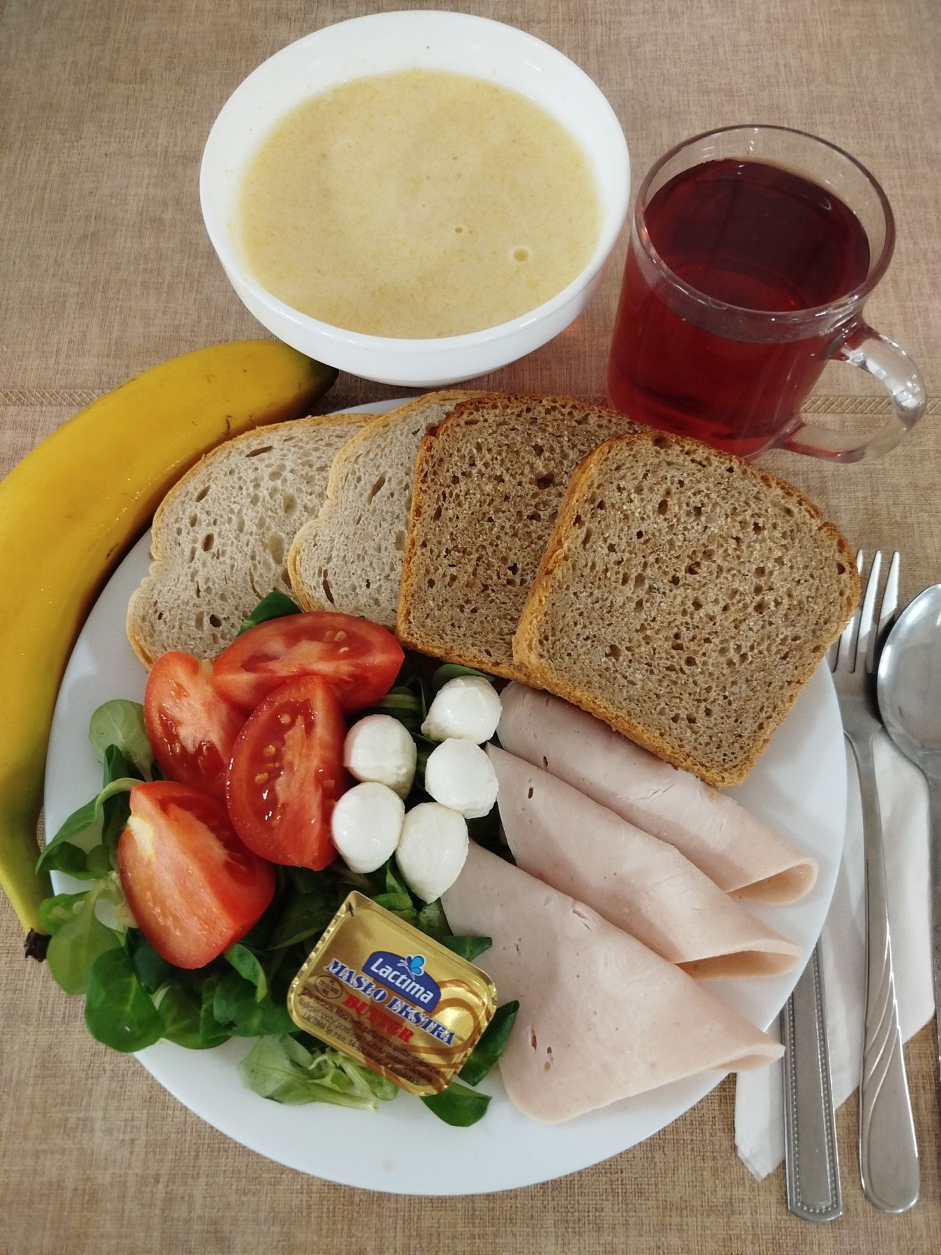 2025-12-09-śniadanie_dieta_podstawowa