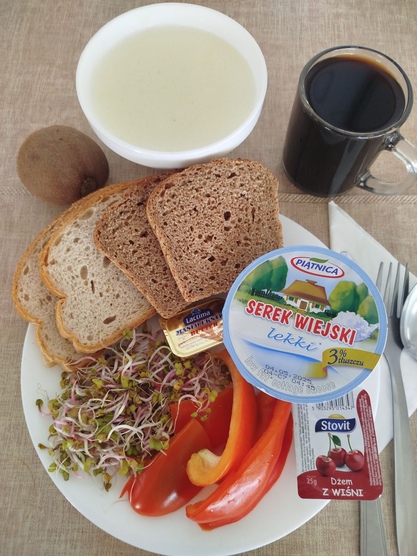 2025-04-18-śniadanie_dieta_podstawowa