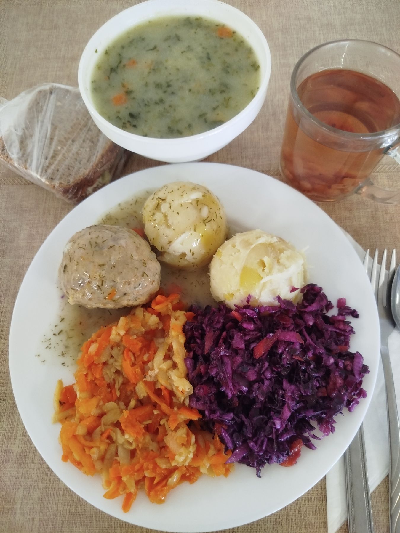 2025-11-28-obiad_dieta_cukrzycowa